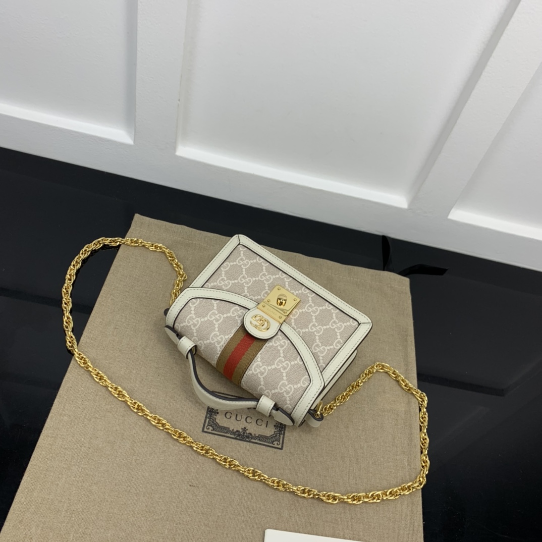 Gucci Satchel Bags